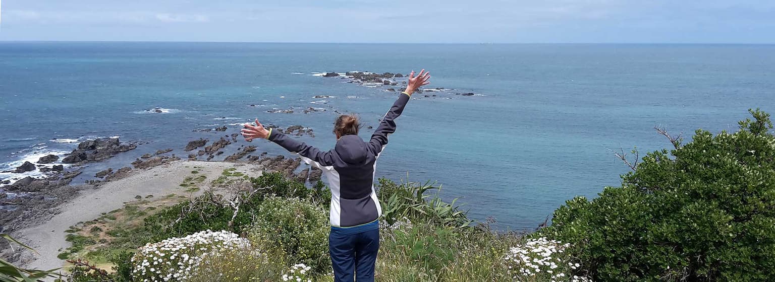 bg image https://cebytb37gqewrsv4.public.blob.vercel-storage.com/auckland-adventure-travel-new-zealand-18073-ddKKrF5WjknditFK2dAkj86sHY1Dn3.jpg